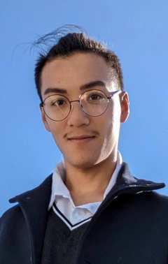 Nathan Zhu Headshot